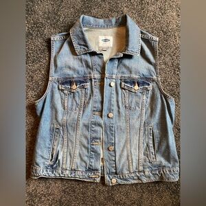 GUC Old Navy cropped denim vest, size lg